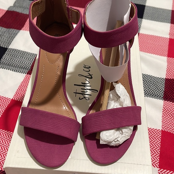 Style & Co purple color size 5M - Picture 4 of 6